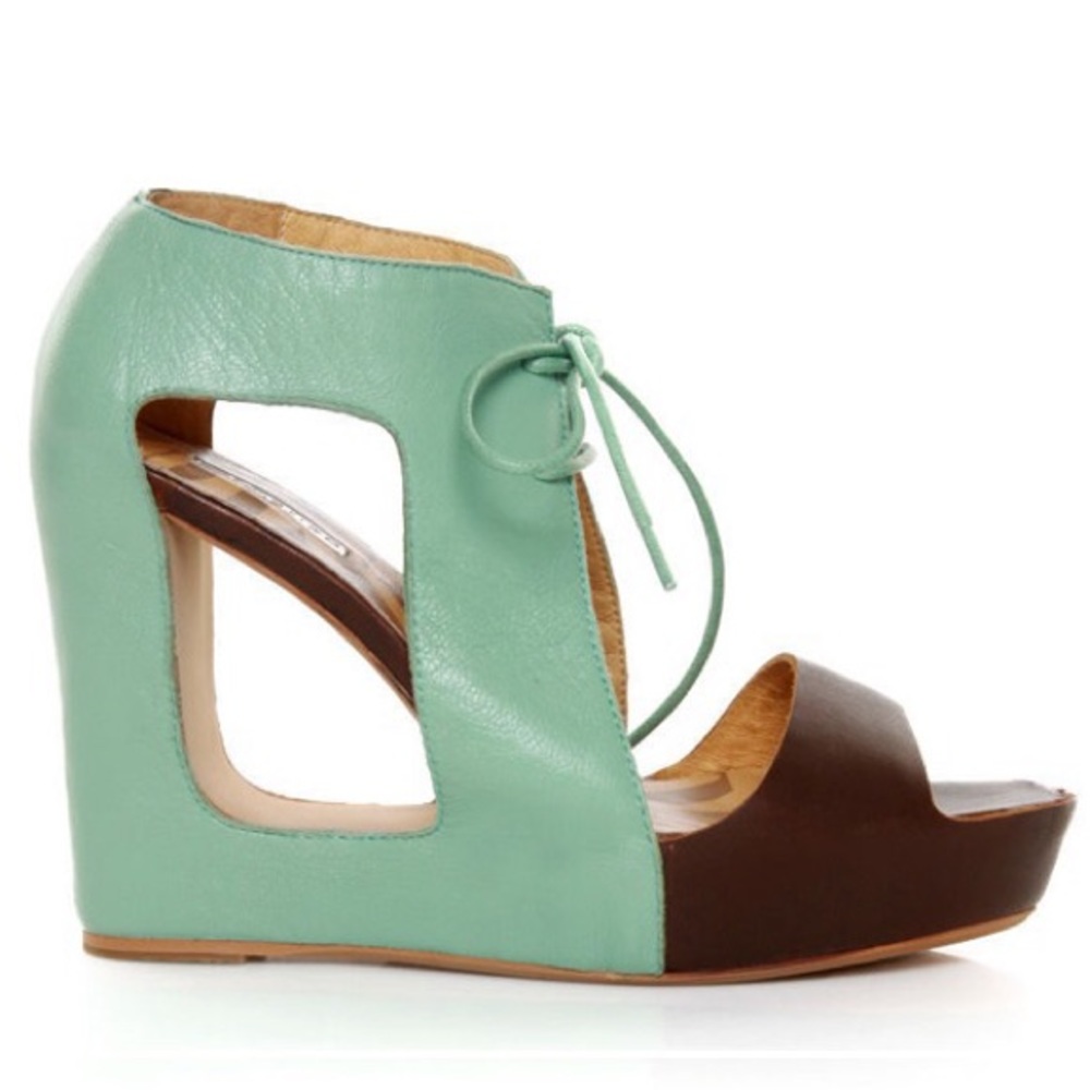 Matiko Paris Cutout Platform Wedge Sandal - NIB
